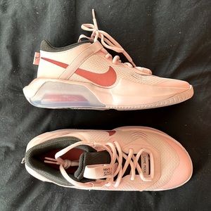 Nike Air Zoom Crossover (GS), Pink Glaze/Magic Ember-Black, big kids size 6.0